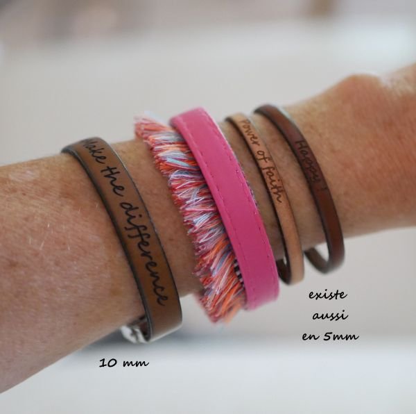 Pulseira em pele personalizável em 2 tamanhos