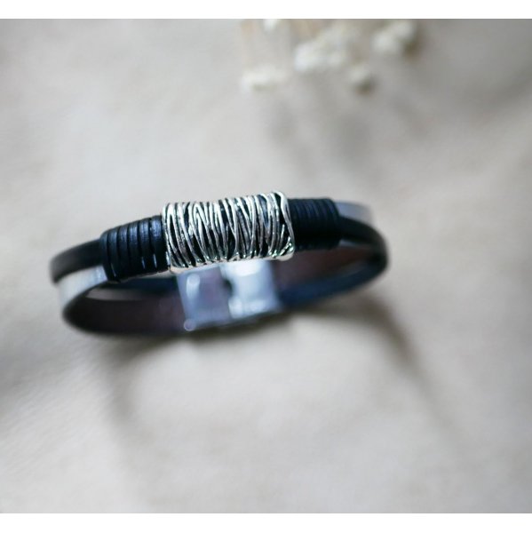 Pulseira bicolor em pele e metal para personalizar