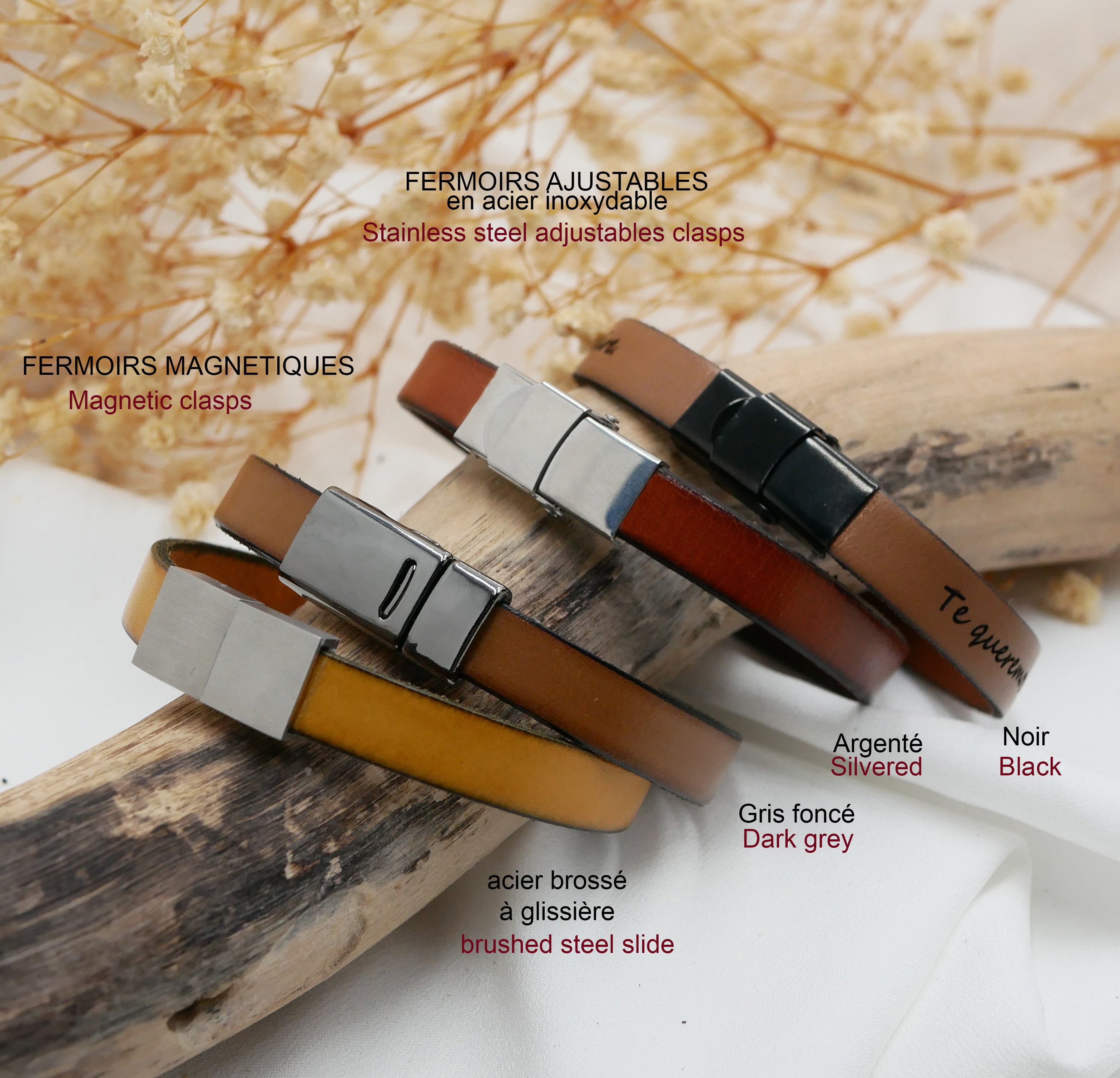 Pulseira de couro com cabochon de madeira gravada em prata