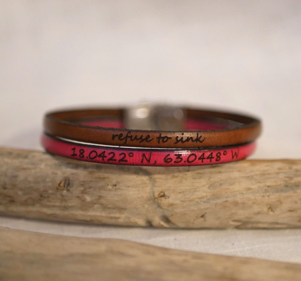 Correia personalizável de couro de cor dupla para homens e mulheres