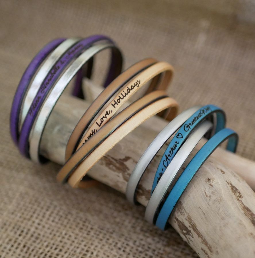 Pulseira dupla de couro em duo para ser personalizada por gravação