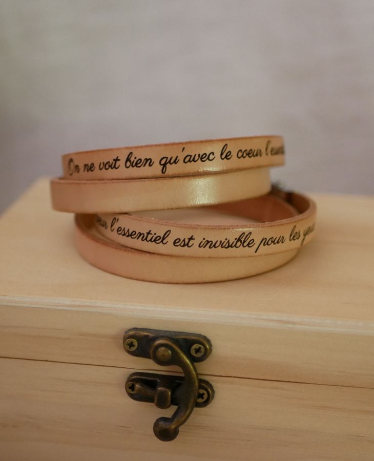 Pulseira de couro para homens com dois pulsos, personalizável por gravação