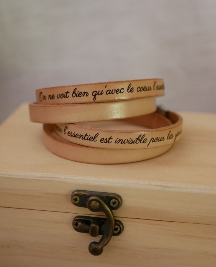 Pulseira de couro para homens com dois pulsos, personalizável por gravação