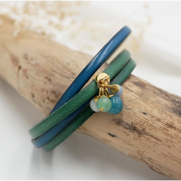 Pulseira duo de couro com pingente de p&eacute;rolas para ser personalizada