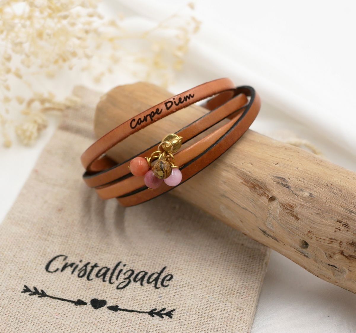 Pulseira duo de couro com pingente de pérolas para ser personalizada