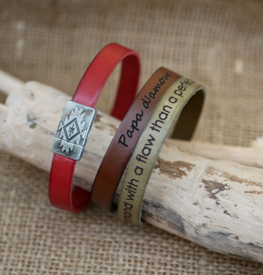 Pulseira de couro com fecho magnético étnico para personalizar