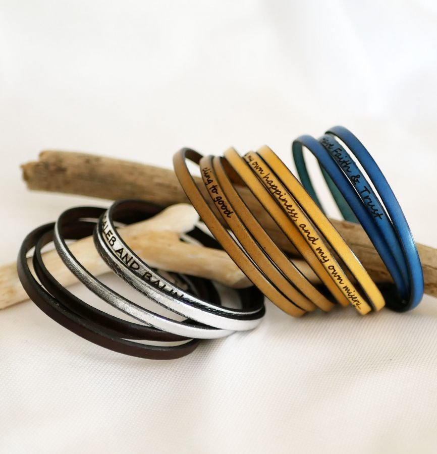 Pulseira personalizada de couro de 3 voltas para mulheres