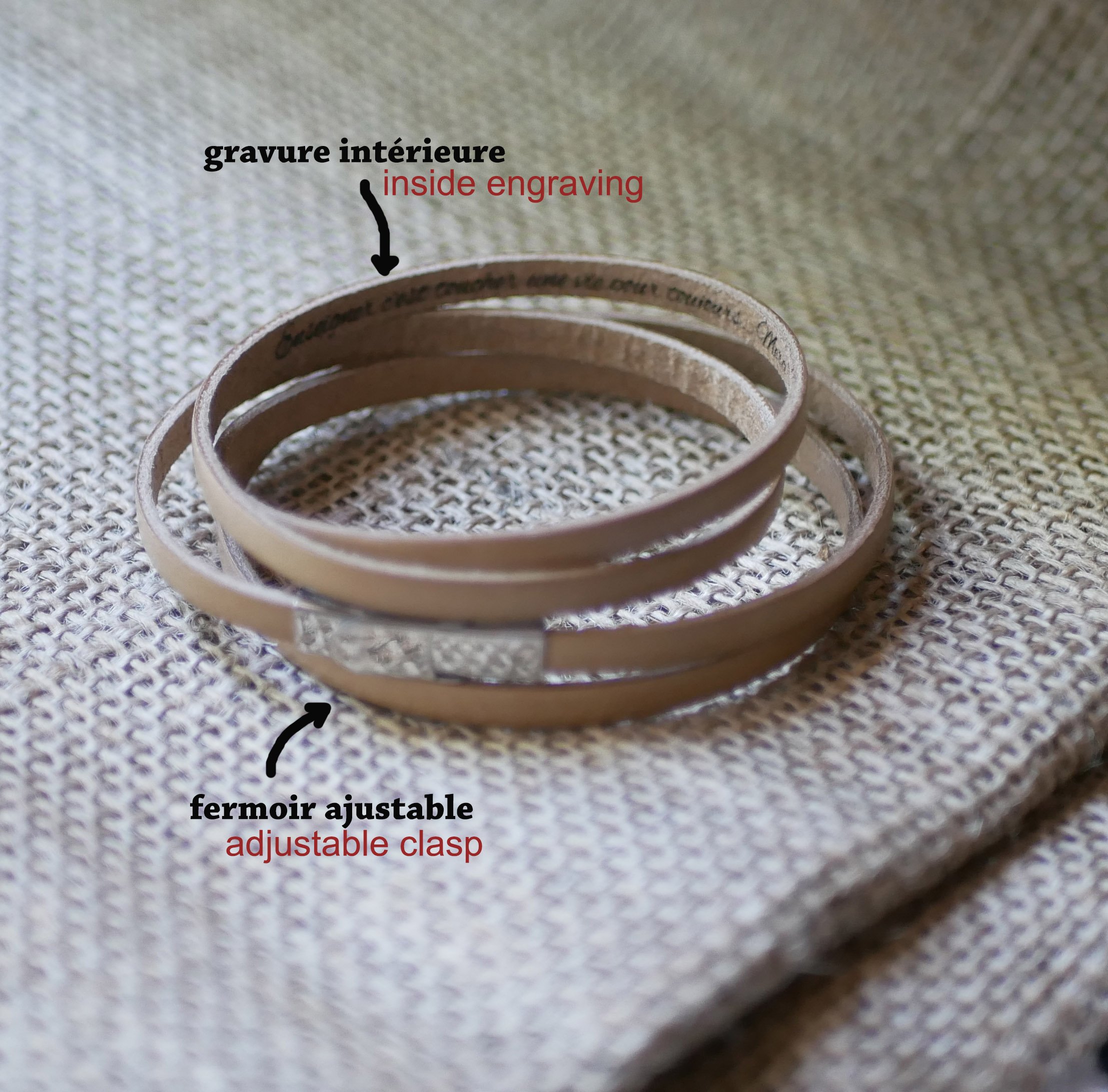 Pulseira de couro fino em 4 pulseiras personalizadas com gravação
