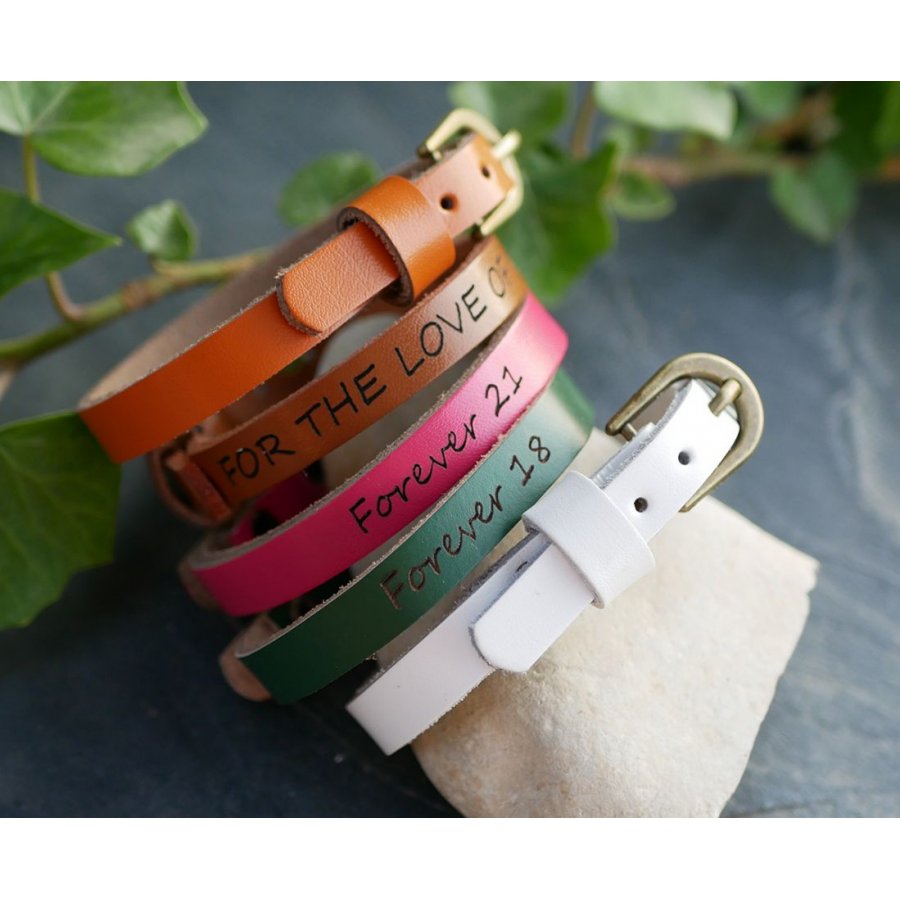 Pulseira de couro gravada de uma só vez para personalizar a criança adulta mista