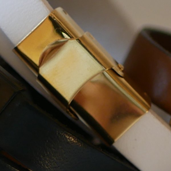 Pulseira mulher anel dourado grande em pele cor à sua escolha