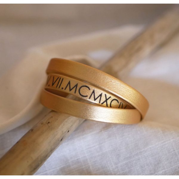 Pulseira de couro mulher tripla volta para personalizar a cor e a gravura 