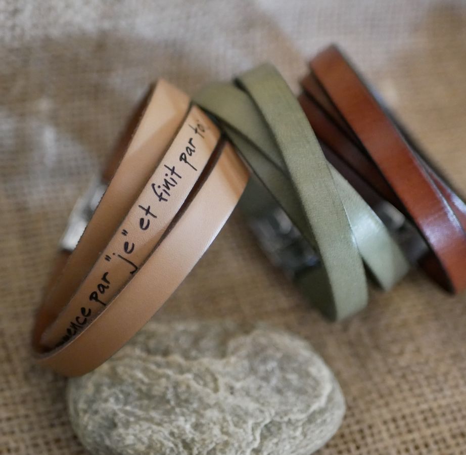 Pulseira de couro triplica o homem ou a mulher para ser personalizado fecho ajustável