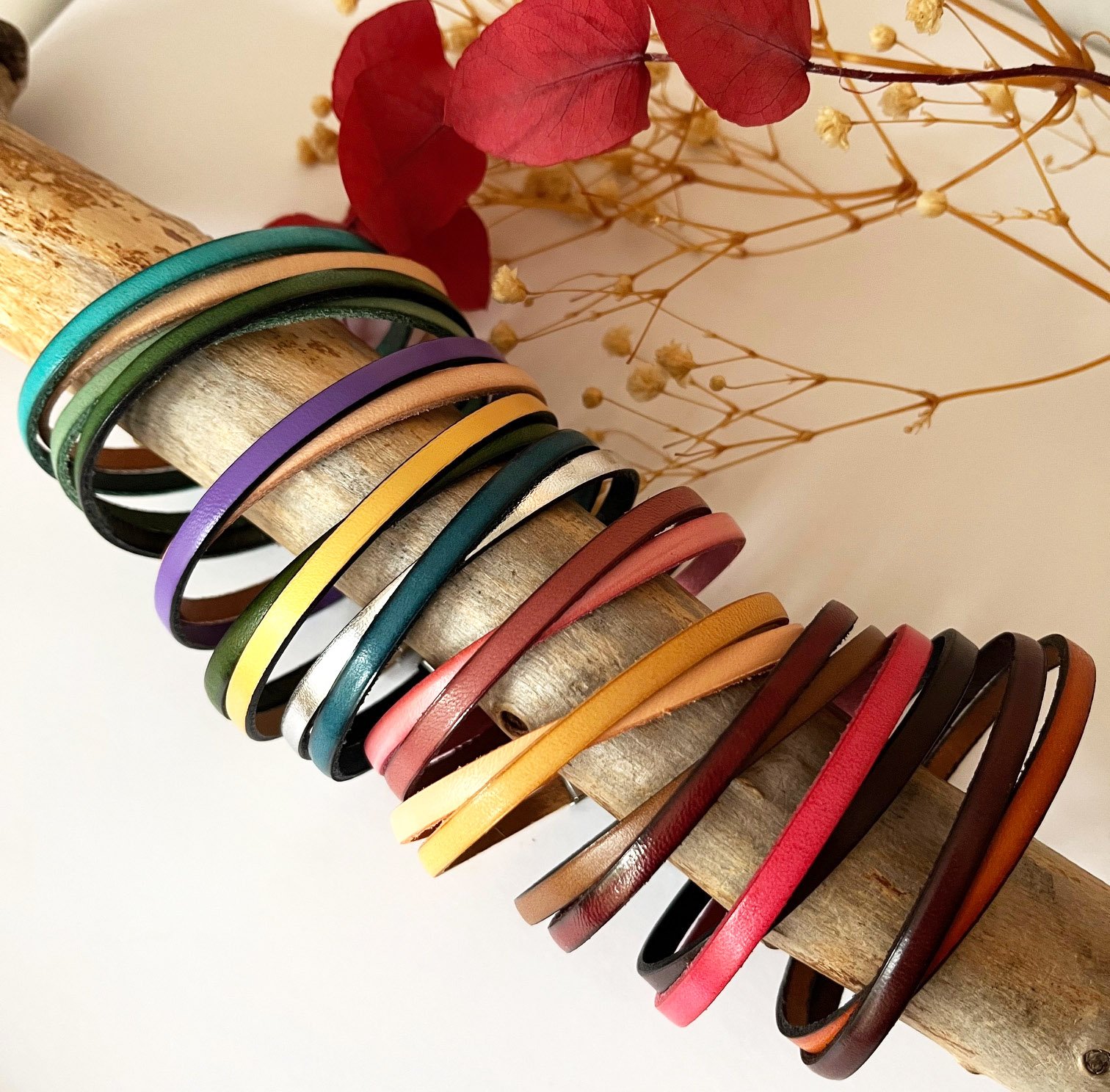 Pulseira duo de couro Twist personaliz&aacute;vel para homens ou mulheres