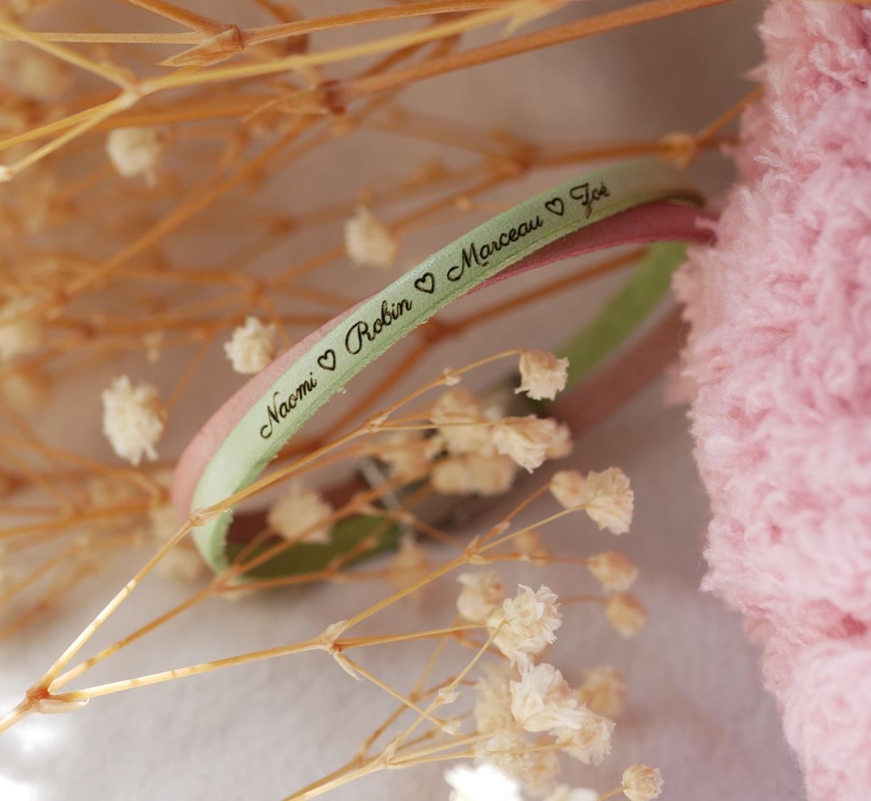 Pulseira dupla em pele cruzada personalizada para rapariga ou mulher 