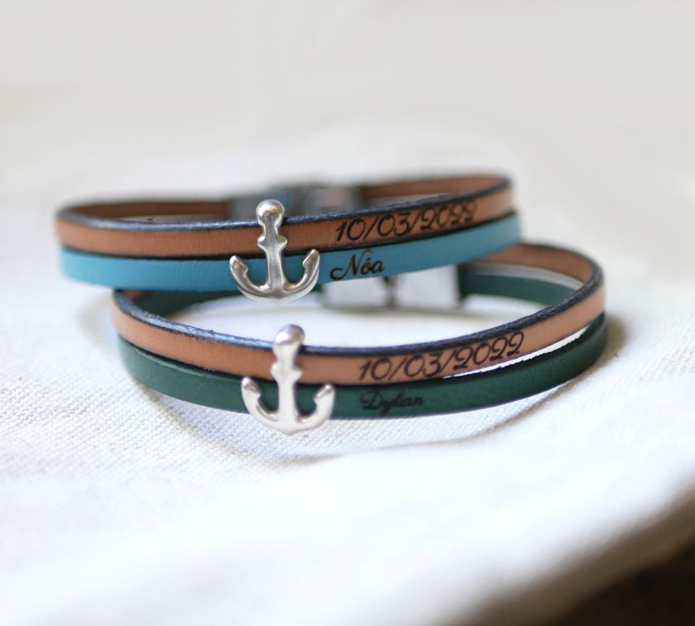 Pulseira duo de couro com desenho de âncora da marinha gravada