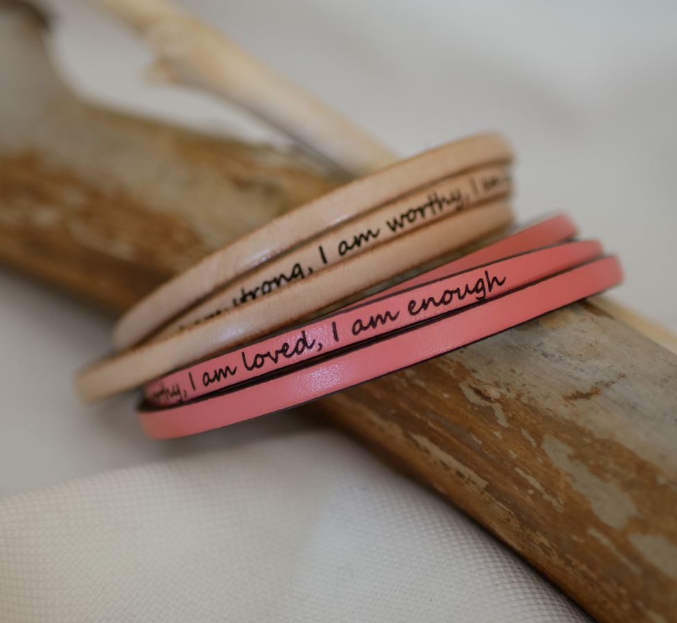 Pulseira personalizada de couro de 3 voltas para mulheres