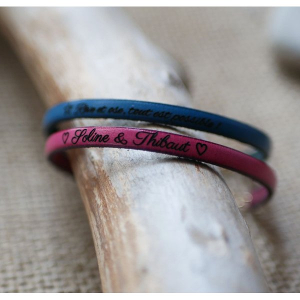 Pulseira de couro feminino para personalizar atrav&eacute;s de gravura com corrente de prata