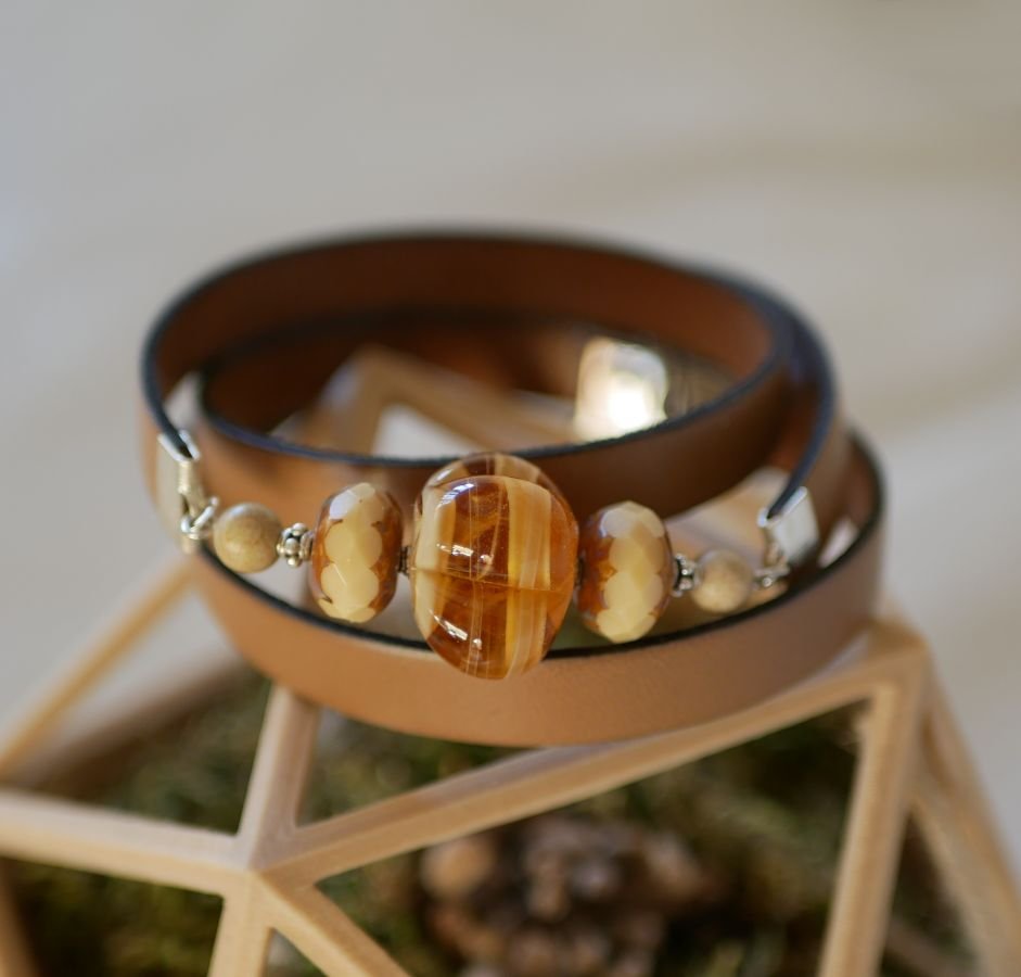 Pulseira feminina Couro e Lâmpadas tripla volta para personalizar 