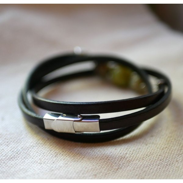 Bracelete de couro e p&eacute;rolas Olivina tripla volta para personalizar 