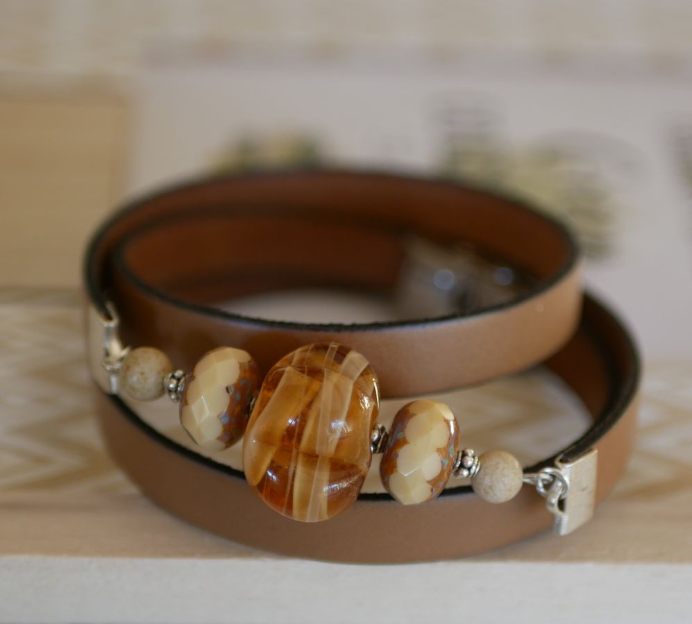 Pulseira feminina Couro e Lâmpadas tripla volta para personalizar 
