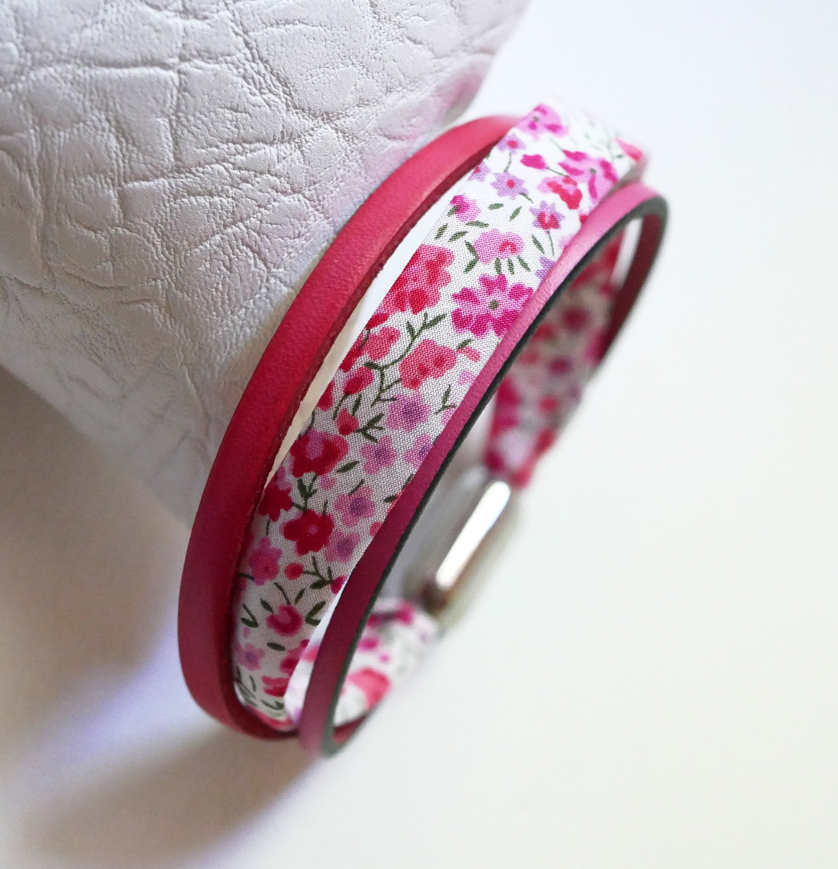 Pulseira feminina trio couro &amp; liberty flores cor-de-rosa 