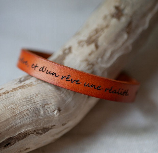 Pulseira de couro masculino Camelo gravado para personalizar 