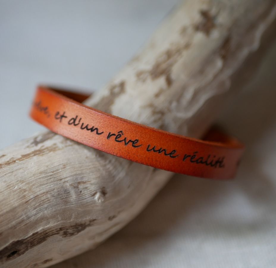 Pulseira de couro masculino Camelo gravado para personalizar 