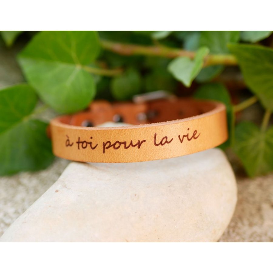 Pulseira masculina em couro natural para ser personalizada 
