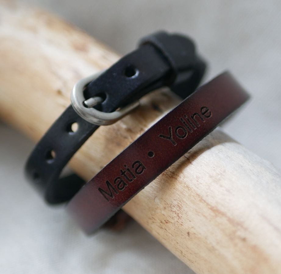 Pulseira para homem em pele preta gravada, personalizável