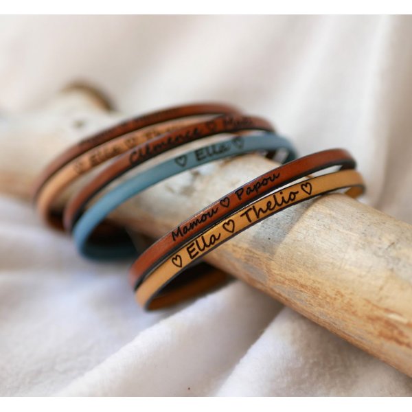 Pulseira duo em pele para homem personaliz&aacute;vel com grava&ccedil;&atilde;o