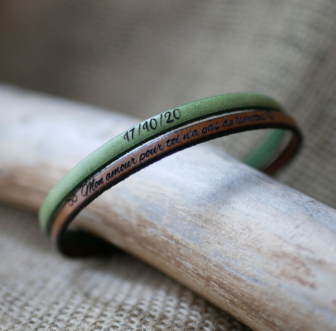 Pulseira duo em pele para homem personalizável com gravação