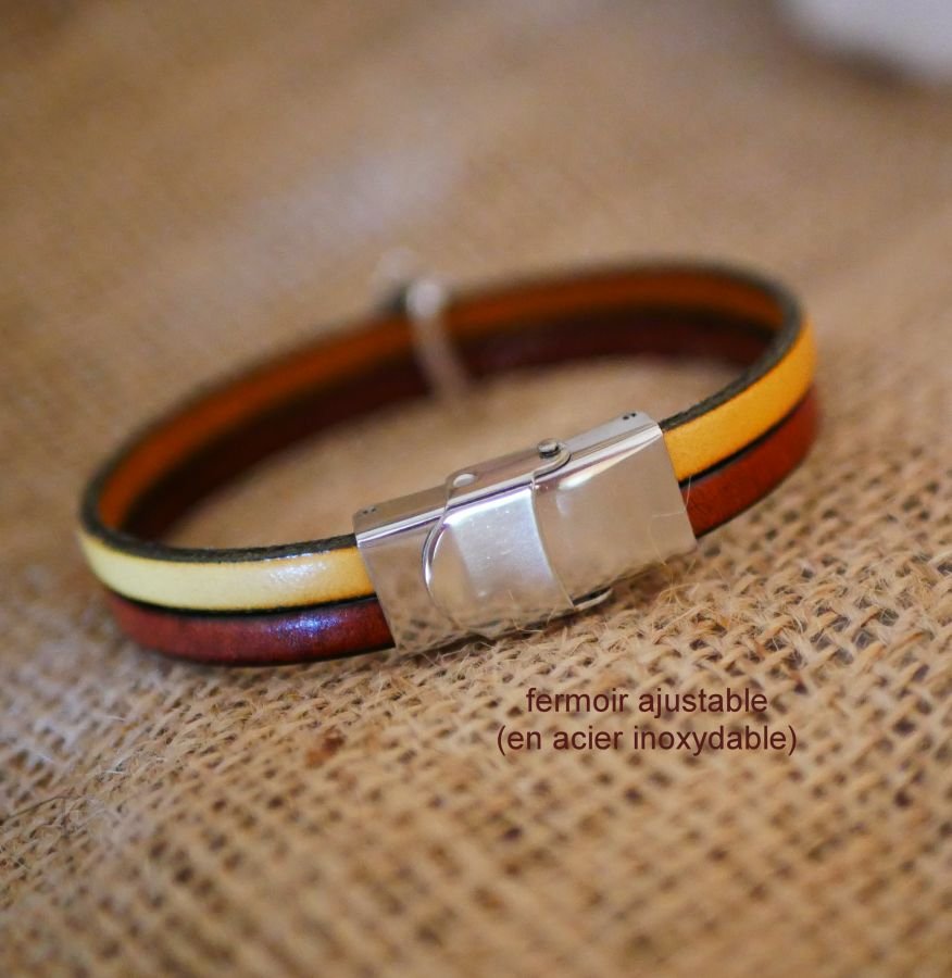 Pulseira dupla em pele com desenho de flores para personalizar 