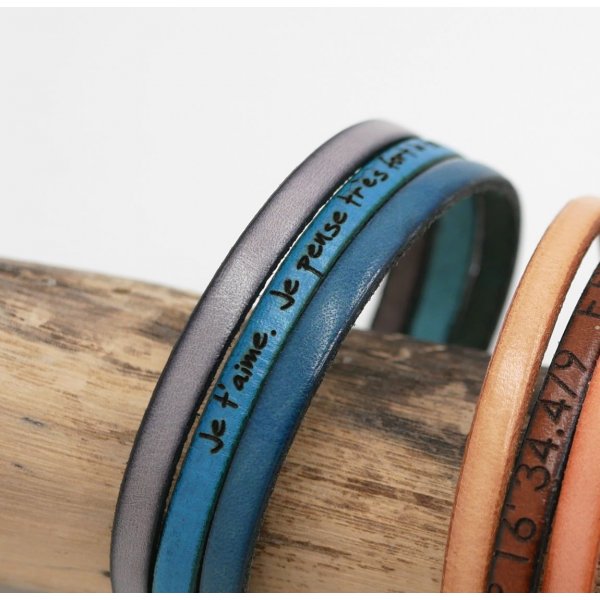 Pulseira de punho de trio de couro para personalizar 