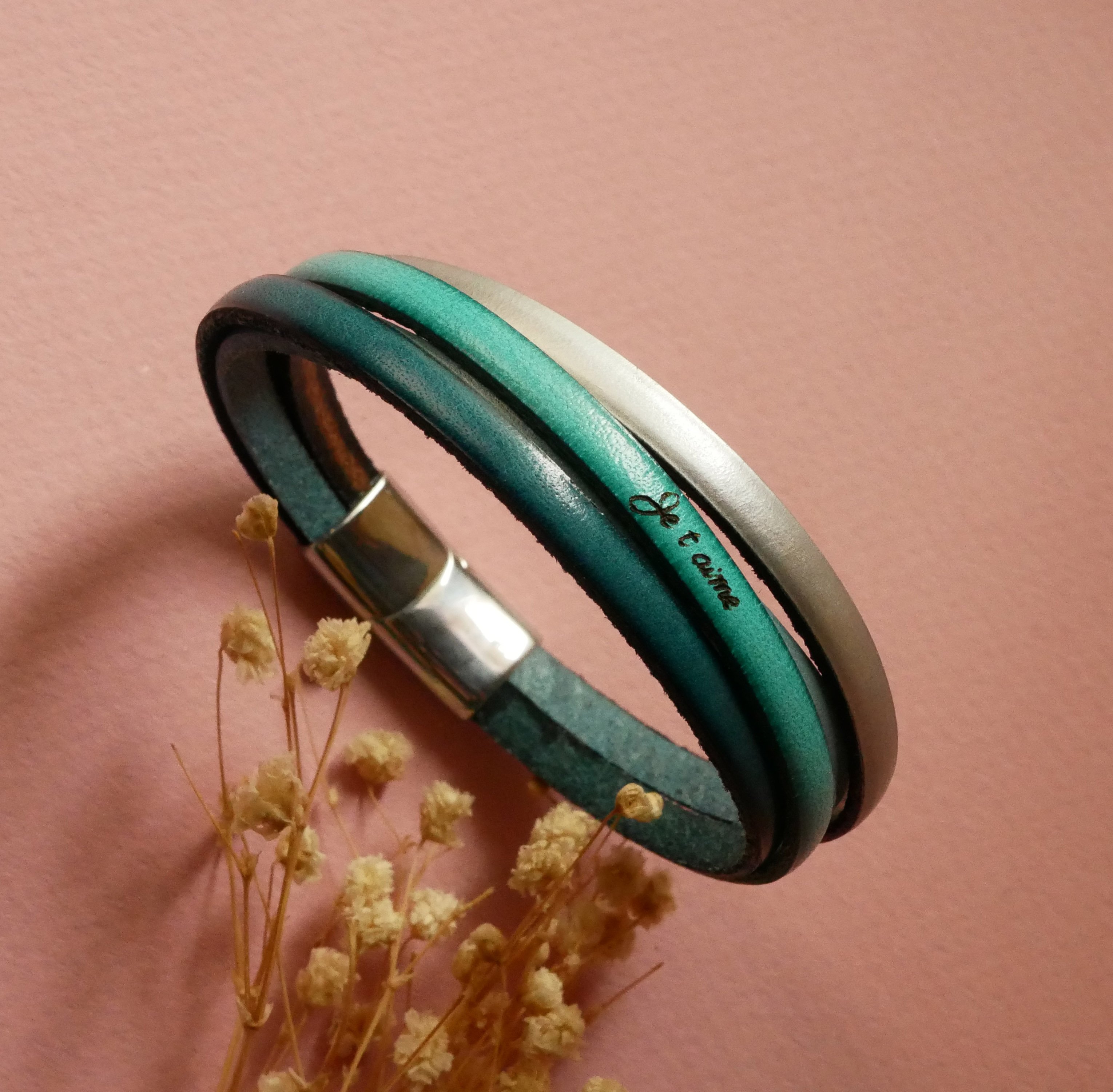 Pulseira de punho numa escolha de 4 peles