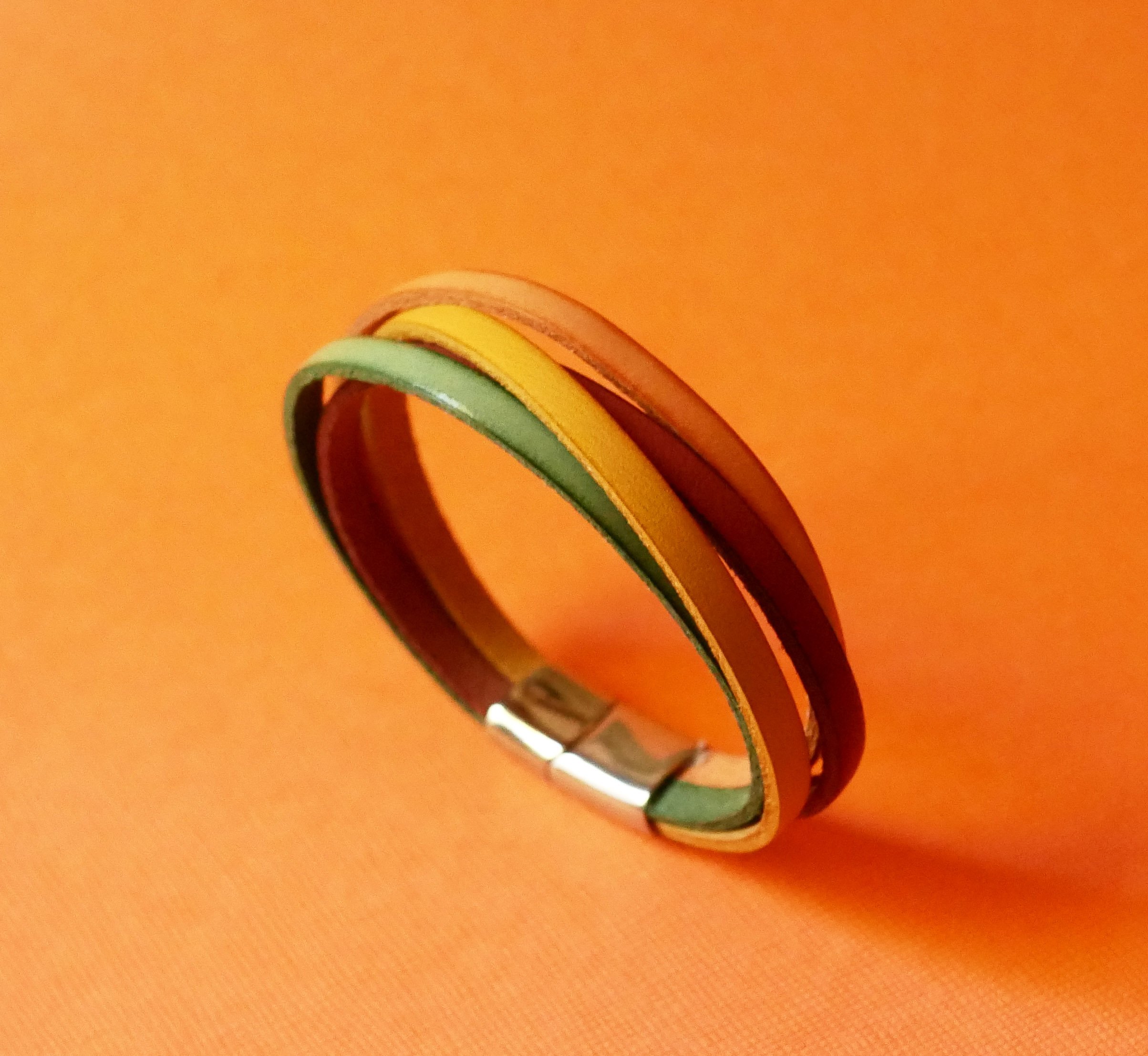 Pulseira de punho para mulher em 4 peles de cor pastel