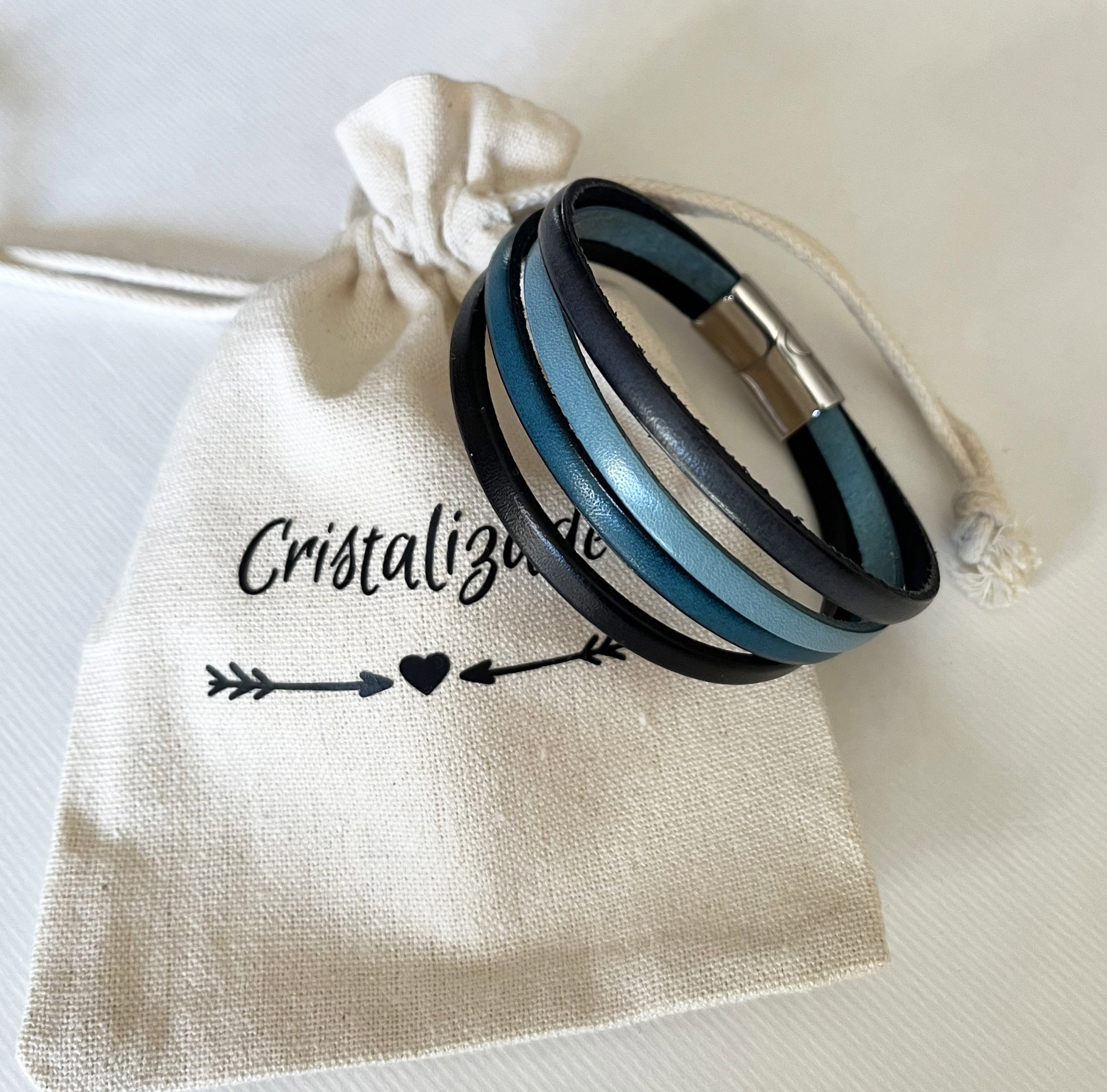 Bracelet manchette homme aux 4 cuirs bleu et gris fermoir avec extension