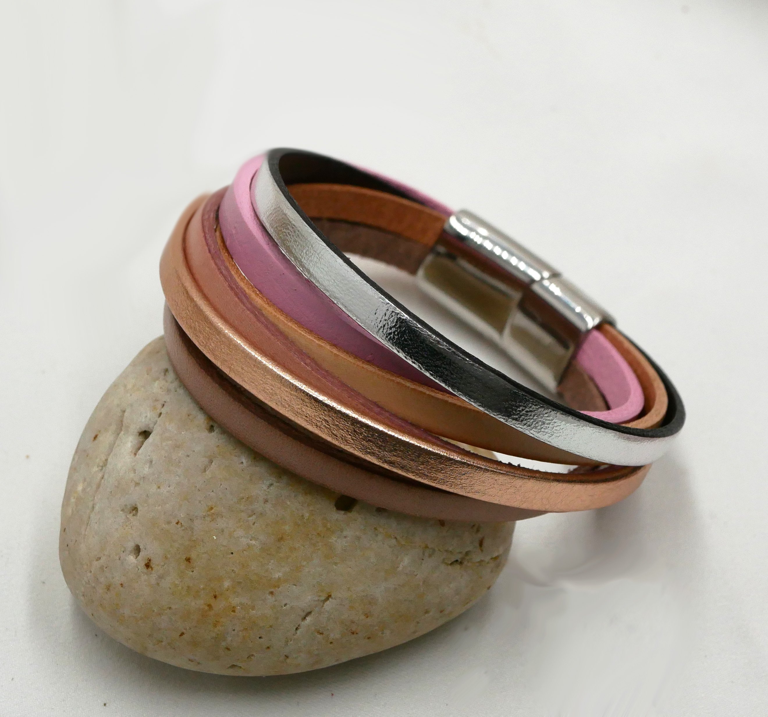 Pulseira de punho em pele múltipla, cor de pêssego acobreado