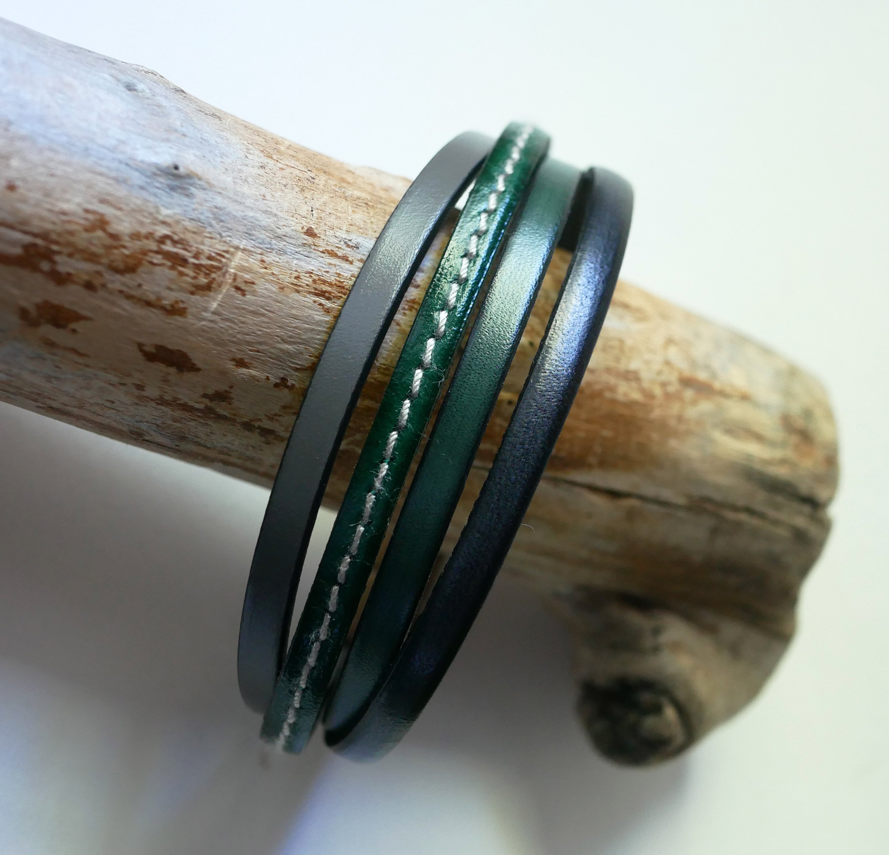 Pulseira de punho em pele verde e cinzenta para homem
