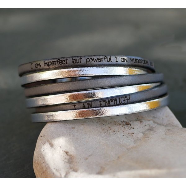 Pulseira dupla em pele multi-voltas personaliz&aacute;vel para homem ou mulher