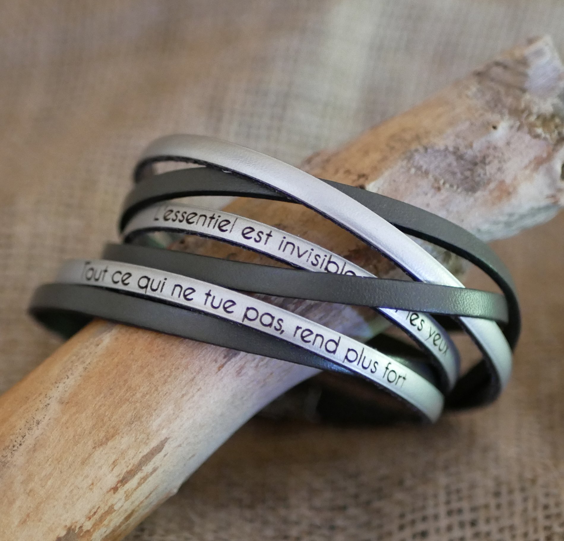 Pulseira dupla em pele multi-voltas personalizável para homem ou mulher