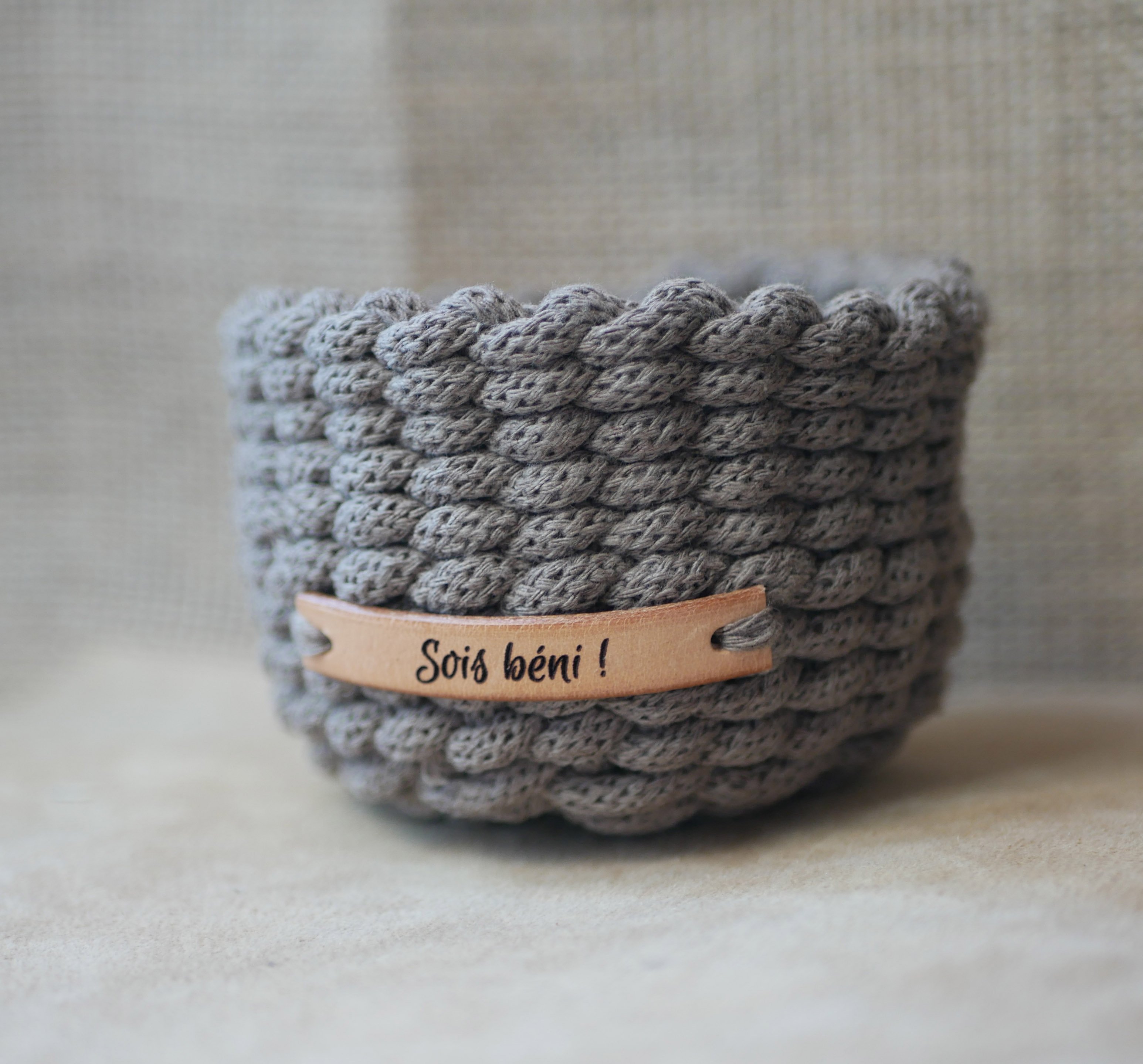 Etiqueta em pele personalizada com mensagem gravada