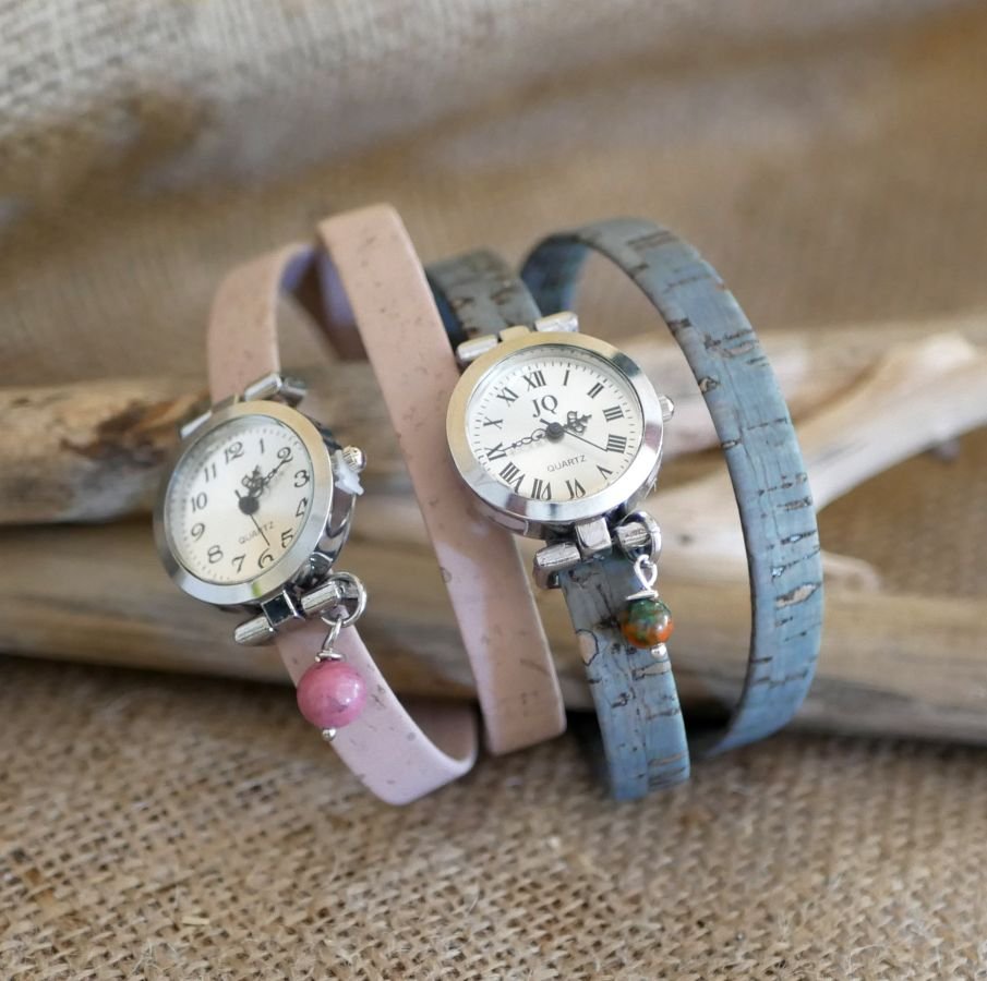 Relógio de prata com bracelete de cortiça 2 voltas com fecho ajustável