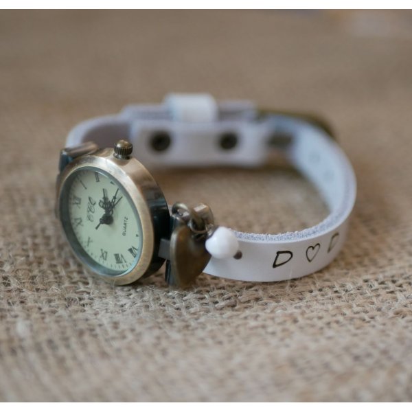 Rel&oacute;gio pulseira em pele, totalmente personaliz&aacute;vel 