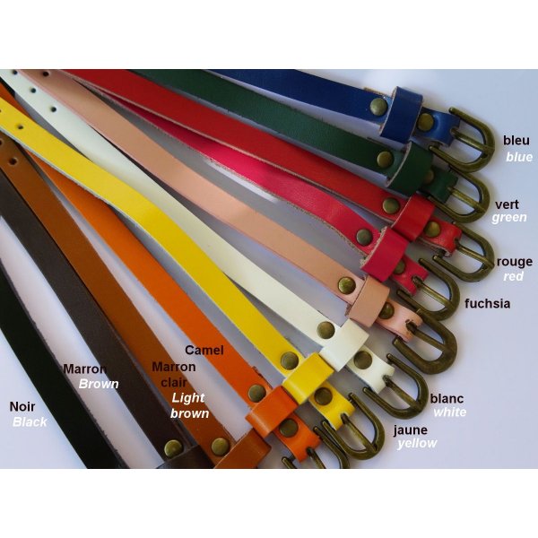 Rel&oacute;gio pulseira em pele com iniciais gravadas