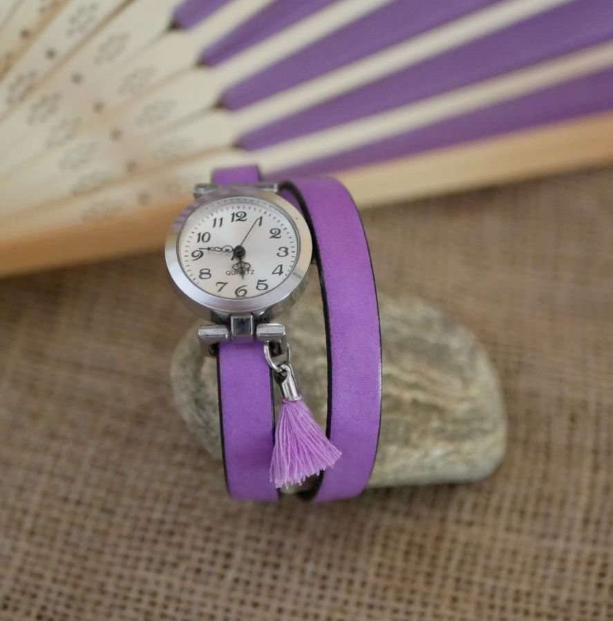 Relógio pulseira de couro Lilás 2 ou 3 cartuchos com pompom