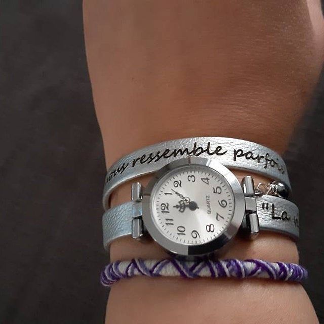 Relógio pulseira em pele 2 voltas personalizável com mostrador em prata