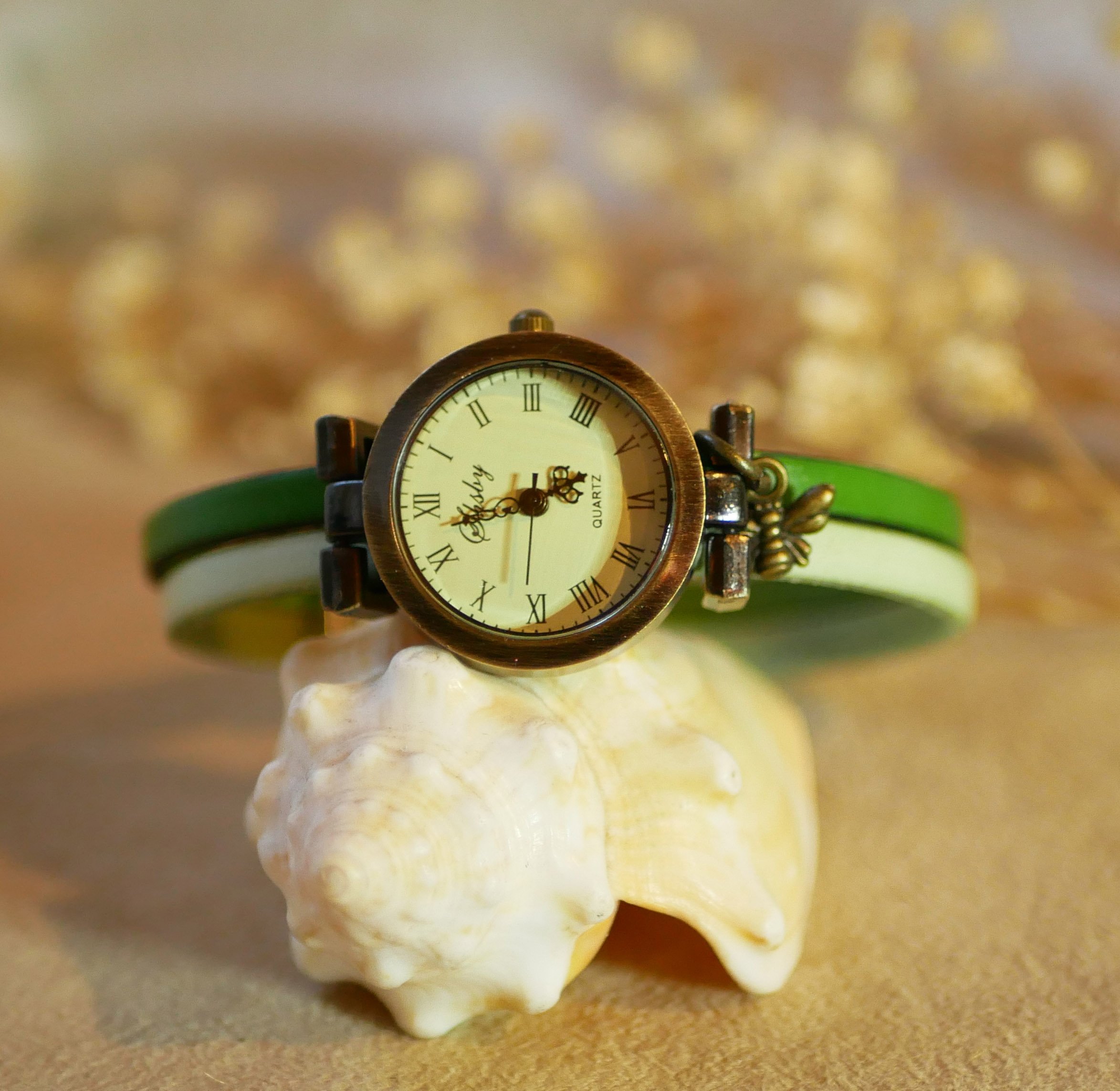 Rel&oacute;gio duo em pele &agrave; escolha da cor e grava&ccedil;&atilde;o personalizada