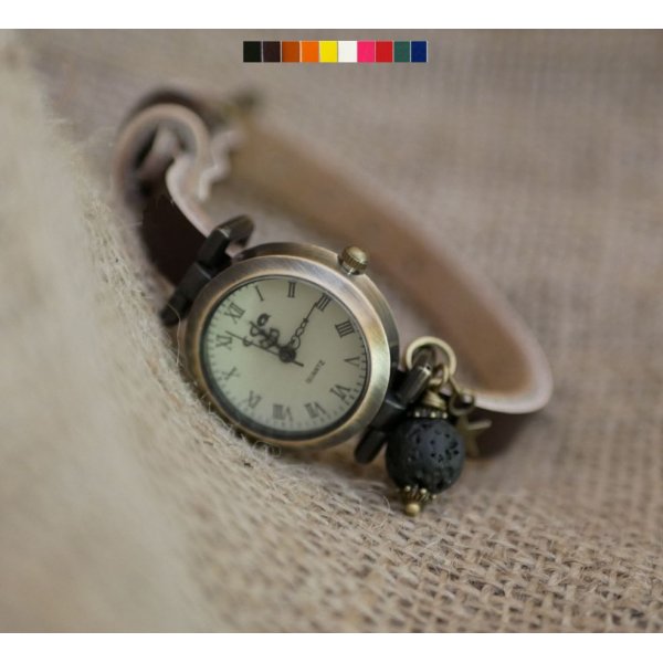 Rel&oacute;gio com encanto de pedra de lava e correia de couro &agrave; sua escolha