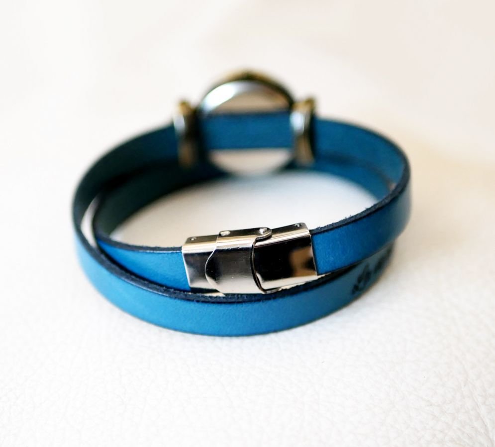 Relógio estilo Rasta Reggaeb com bracelete de couro de 2 ou 3 voltas e fecho ajustável