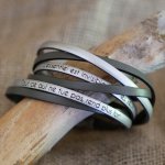 Pulseira dupla em pele multi-voltas personalizável para homem ou mulher
